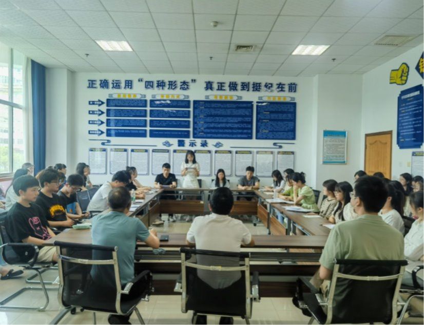 药学院开展2023届毕业生党员教育活动