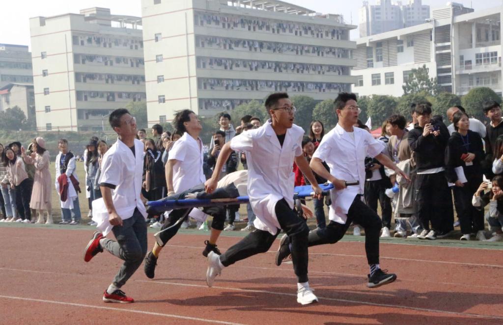 运动点燃激情——我校举办第六届校运会
