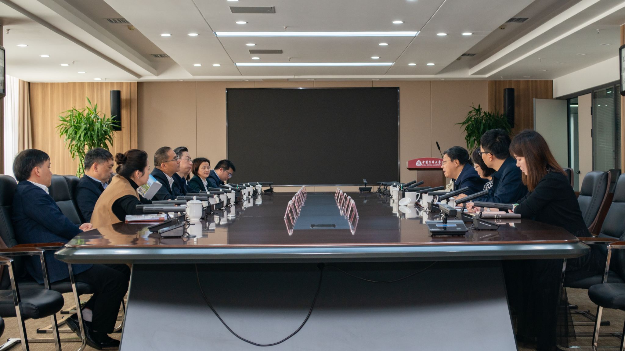 我校党委书记张在其带队考察交流及人才招聘系列报道七——中国医科大学站