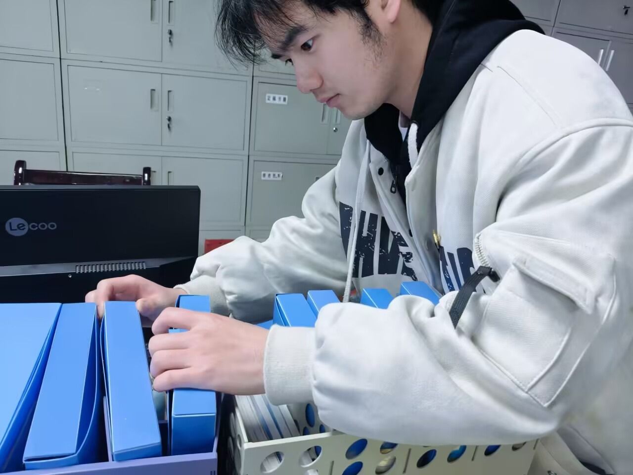 【学雷锋活动】医学信息与工程学院184名学生党员深入医院，志愿服务践行雷锋精神