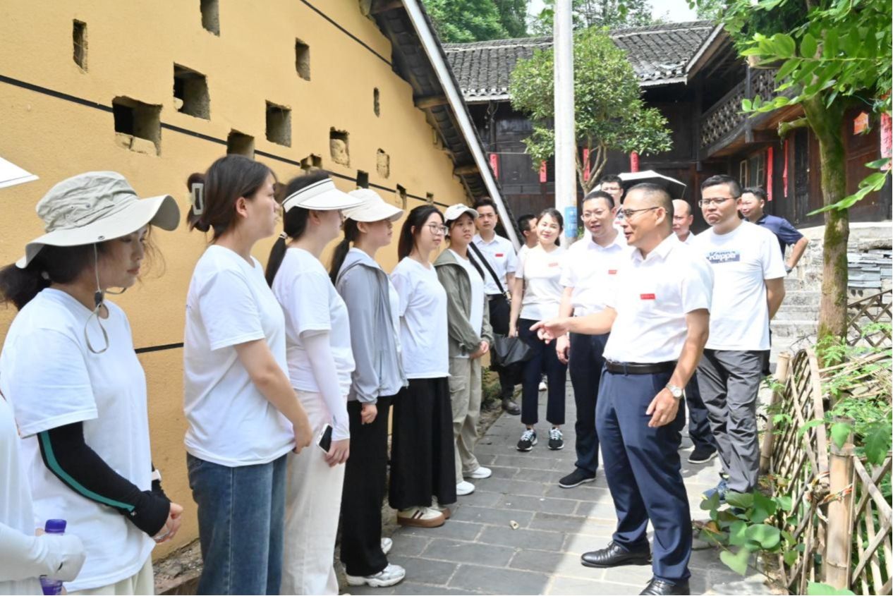 党委书记张在其一行实地考察指导“三下乡”社会实践活动