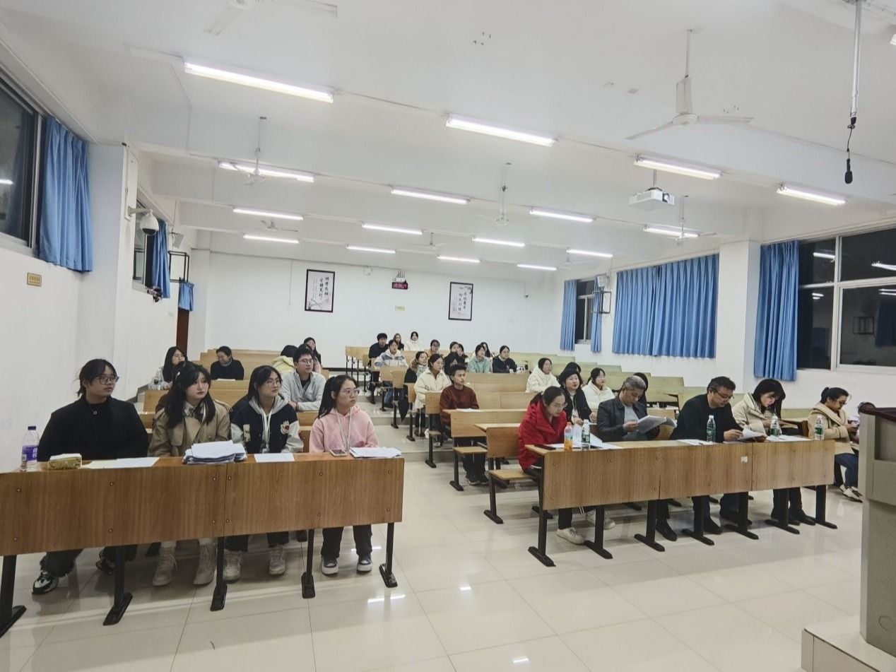 规划职业 领先未来——药学院举办大学生职业生涯规划赛