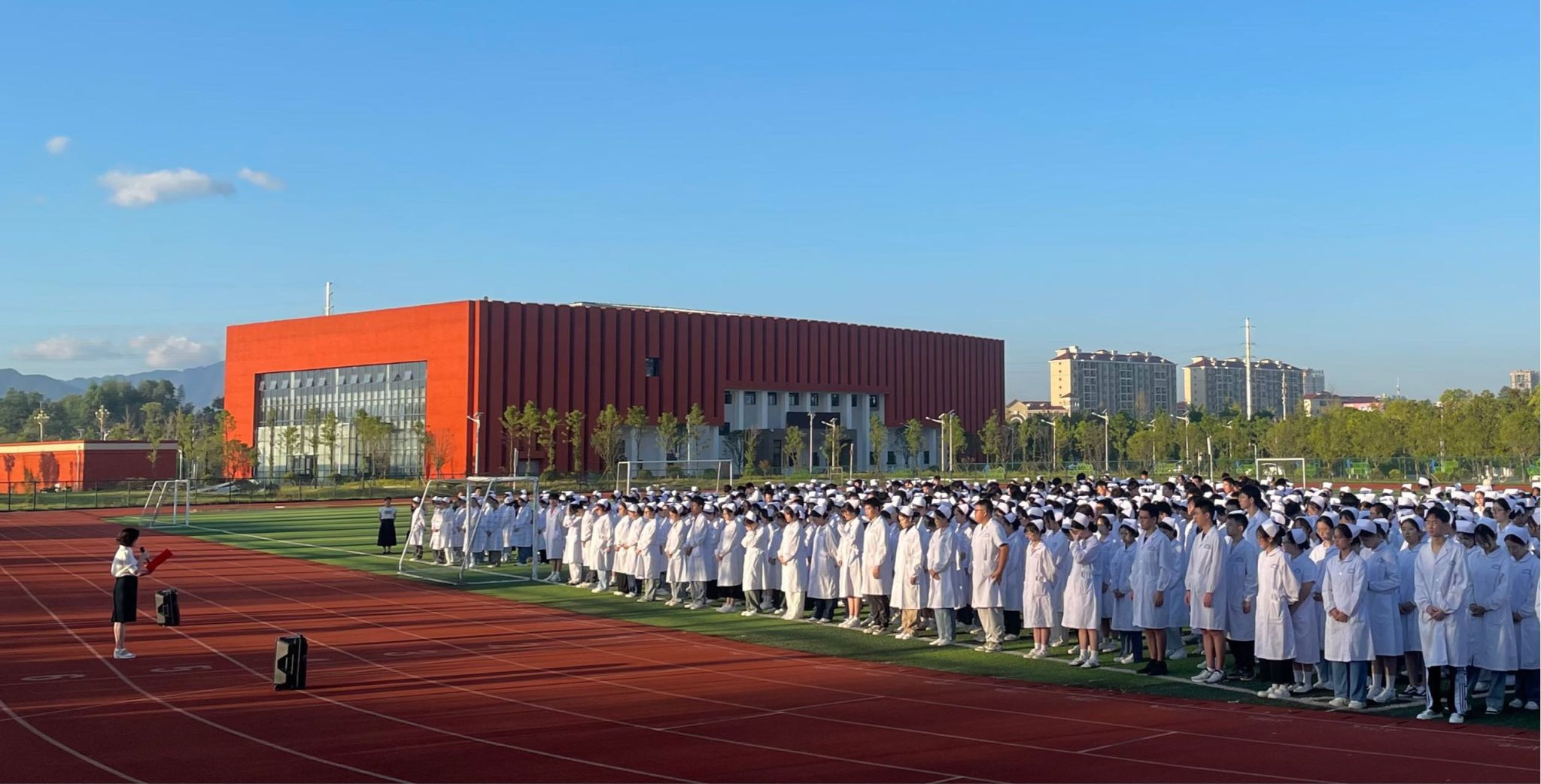 冉冉国旗升 浓浓爱国情——护理学院开展国旗下讲话活动