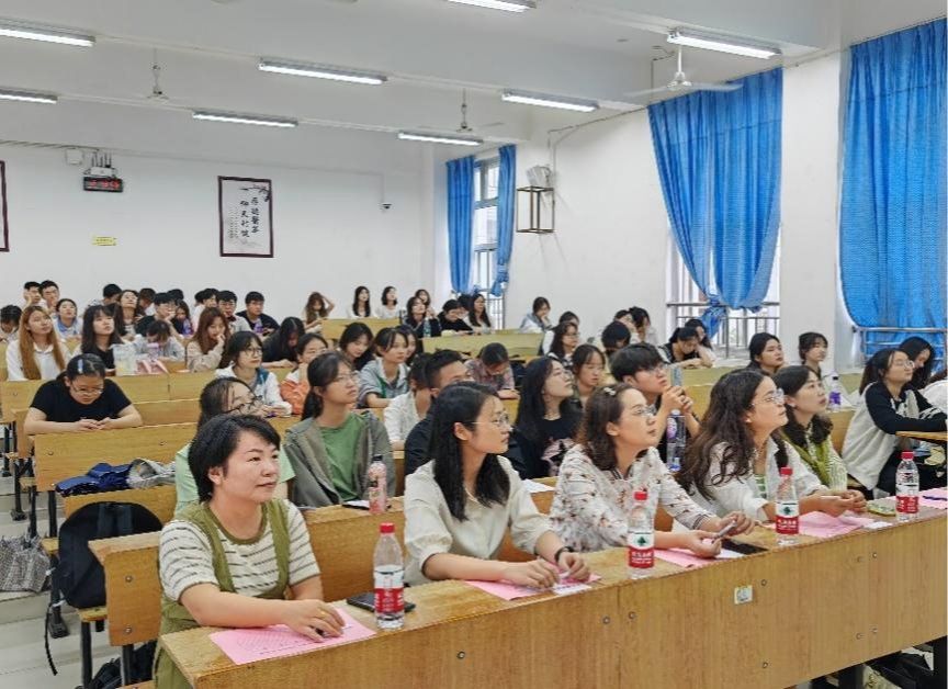 口腔医学院召开2022—2023学年度评先评优集体奖专评会