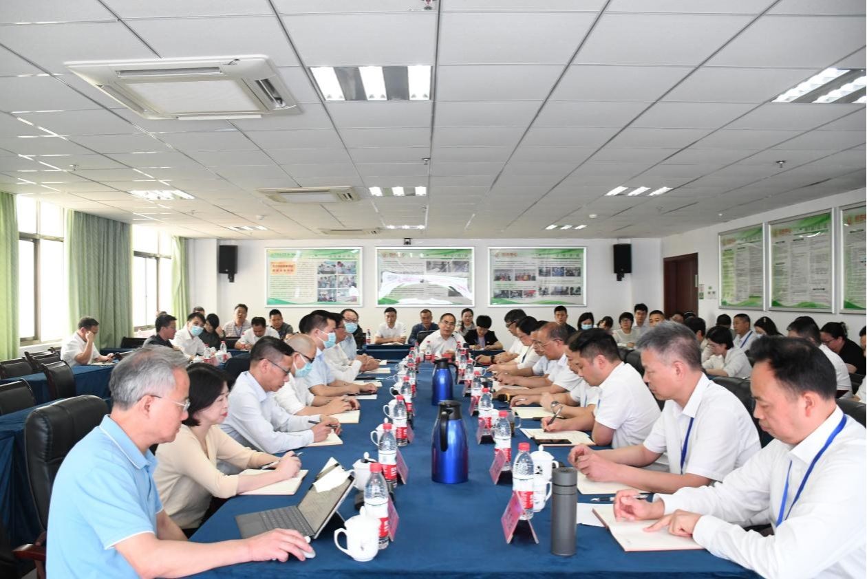 #大兴调研之风#党委书记张在其一行调研我校第一附属医院