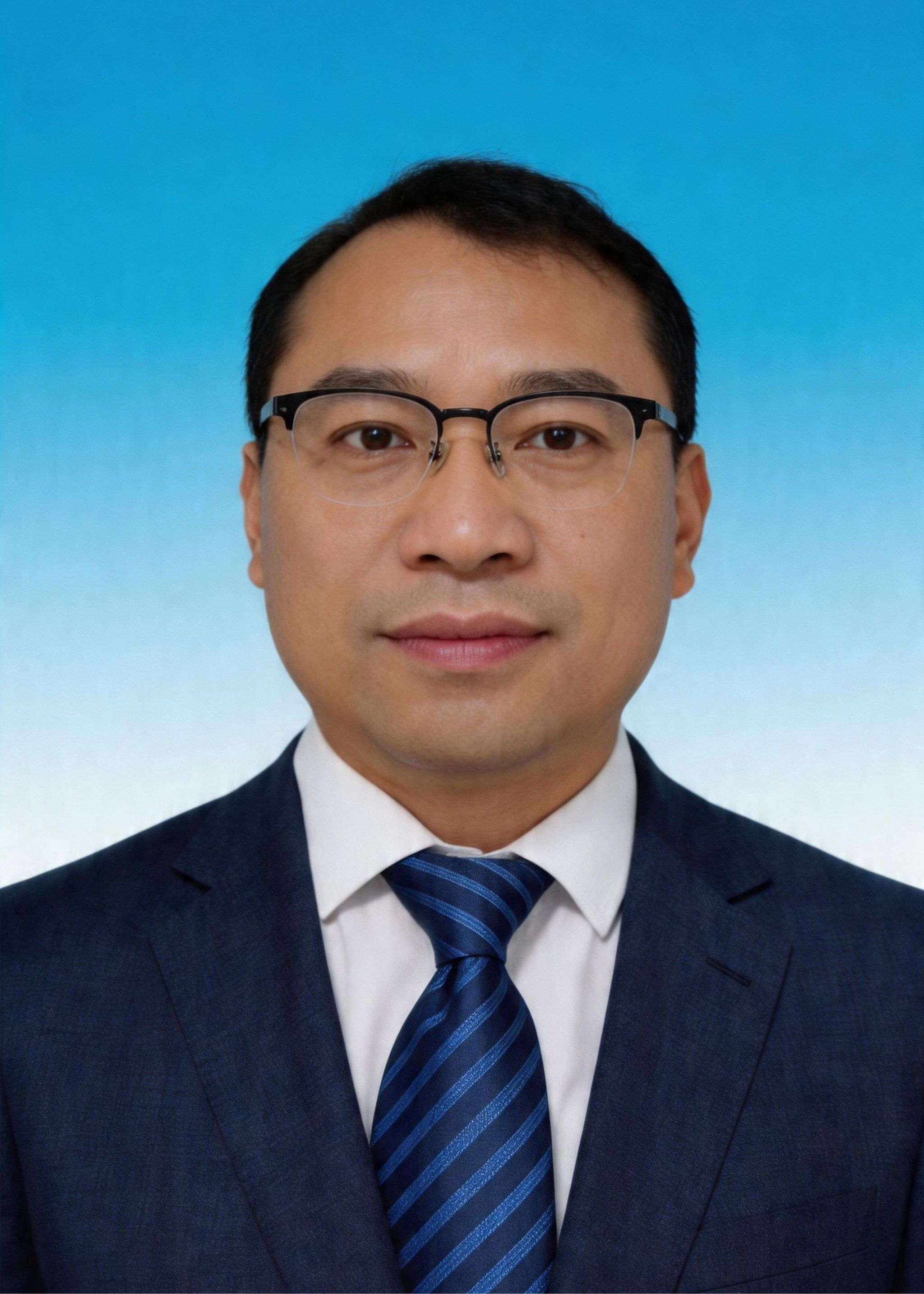 谢四平