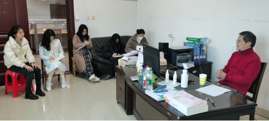 我校生物医学研究中心召开2023年部门工作研讨会