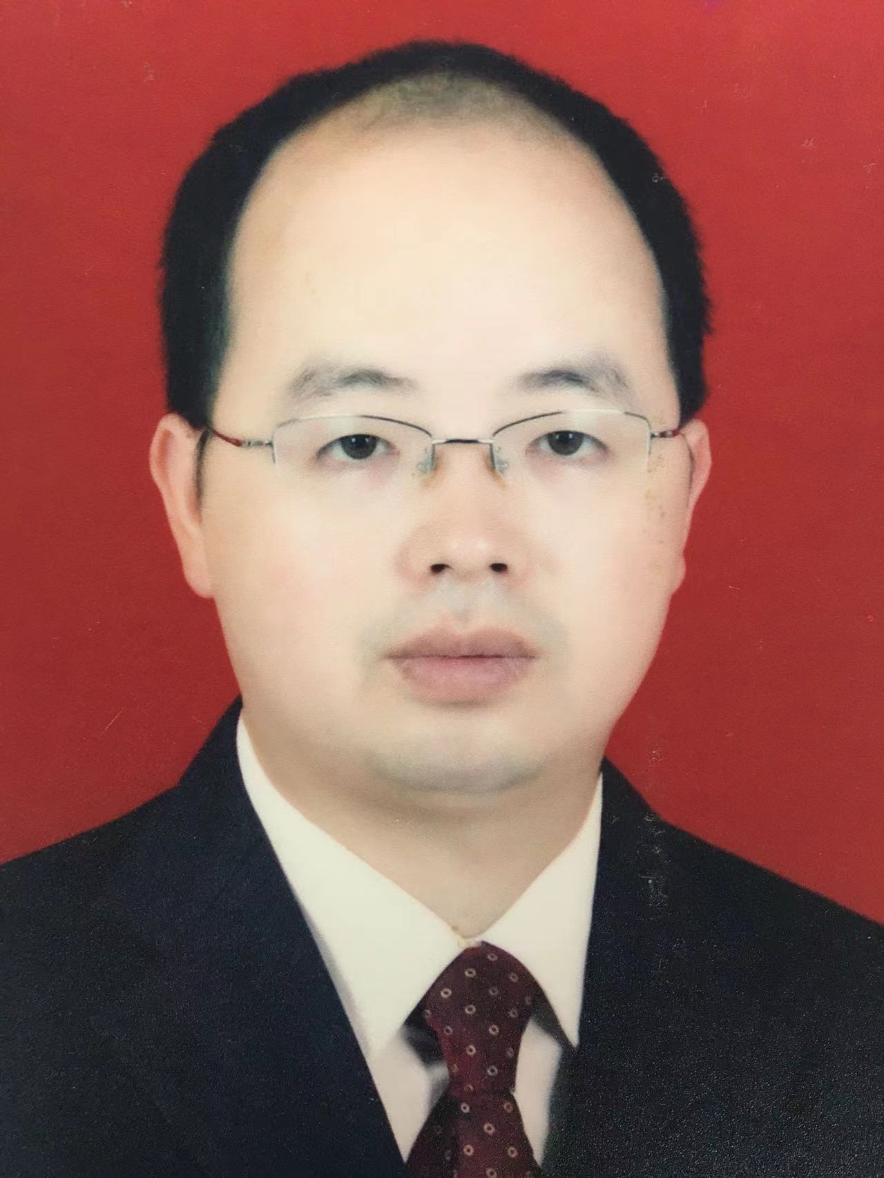 杨天平---新晃县人民医院泌尿外科主任医师